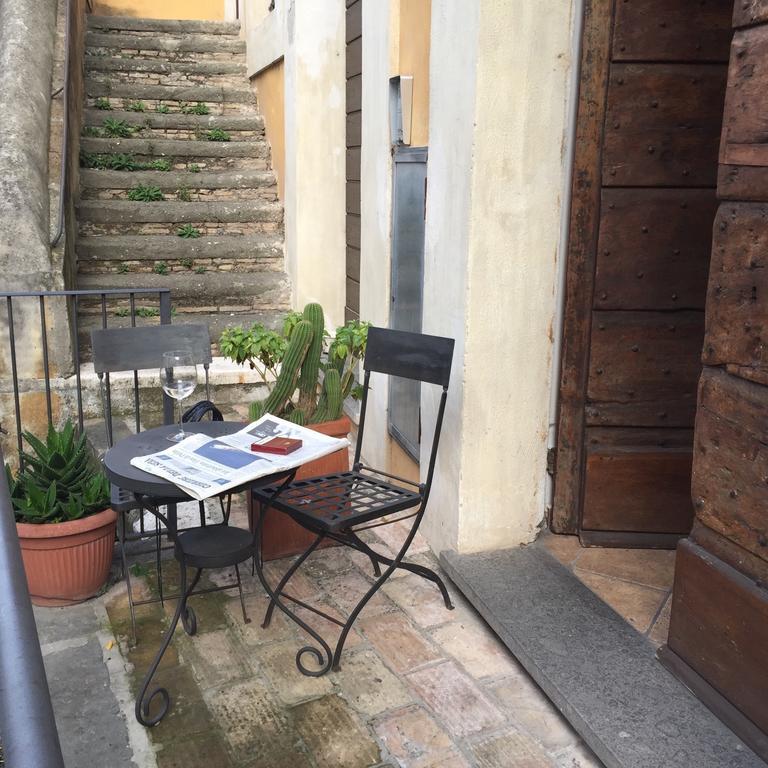 Home2Rome - Trastevere Δωμάτιο φωτογραφία